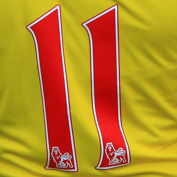 Arsenal Fly Emirates Puma Soccer Replica Dry Cell Jersey Mesut Özil #11 2014/15 - Picture 5 of 6